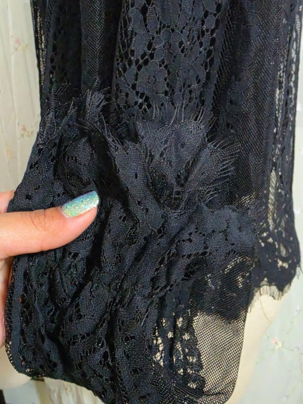New Francesca's Black Blouse - Picture 9 of 14